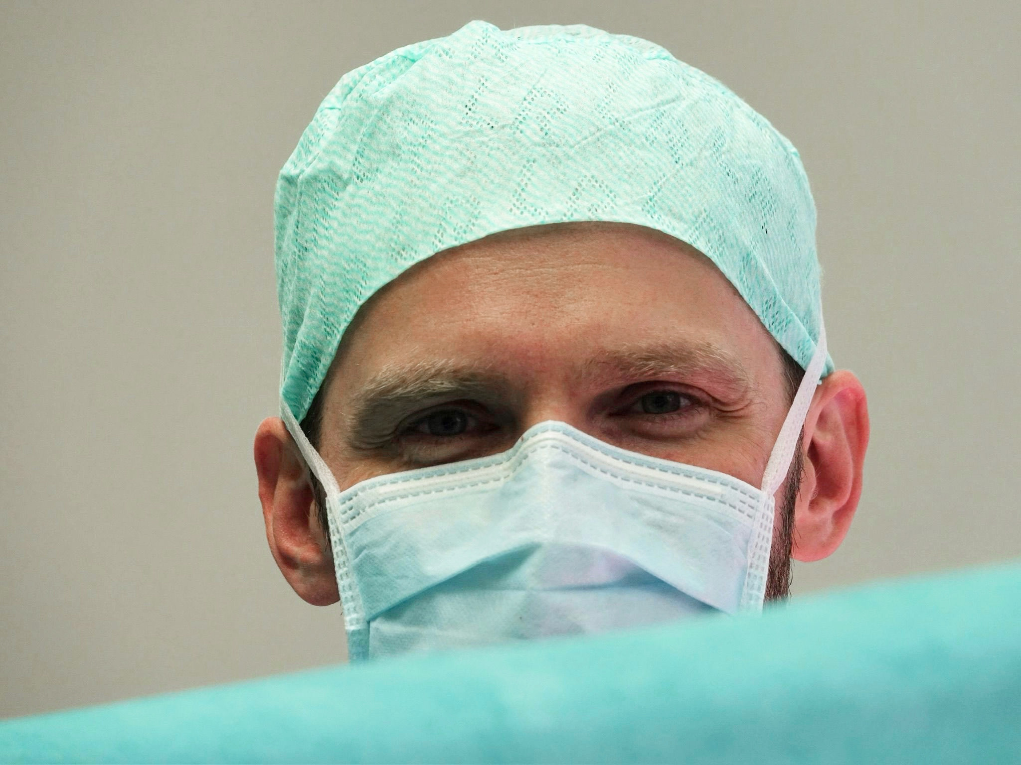 20260414_145437630_iOS Dr Andreas Lernbass